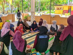 Tingkatkan Ekonomi Lokal, Tim PM-BEM UNIRA Gelar Hilirisasi Olahan Udang Vaname di Desa Grujugan
